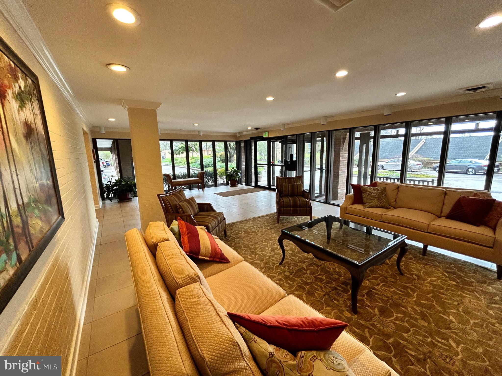 CROSS KEYS - Residential