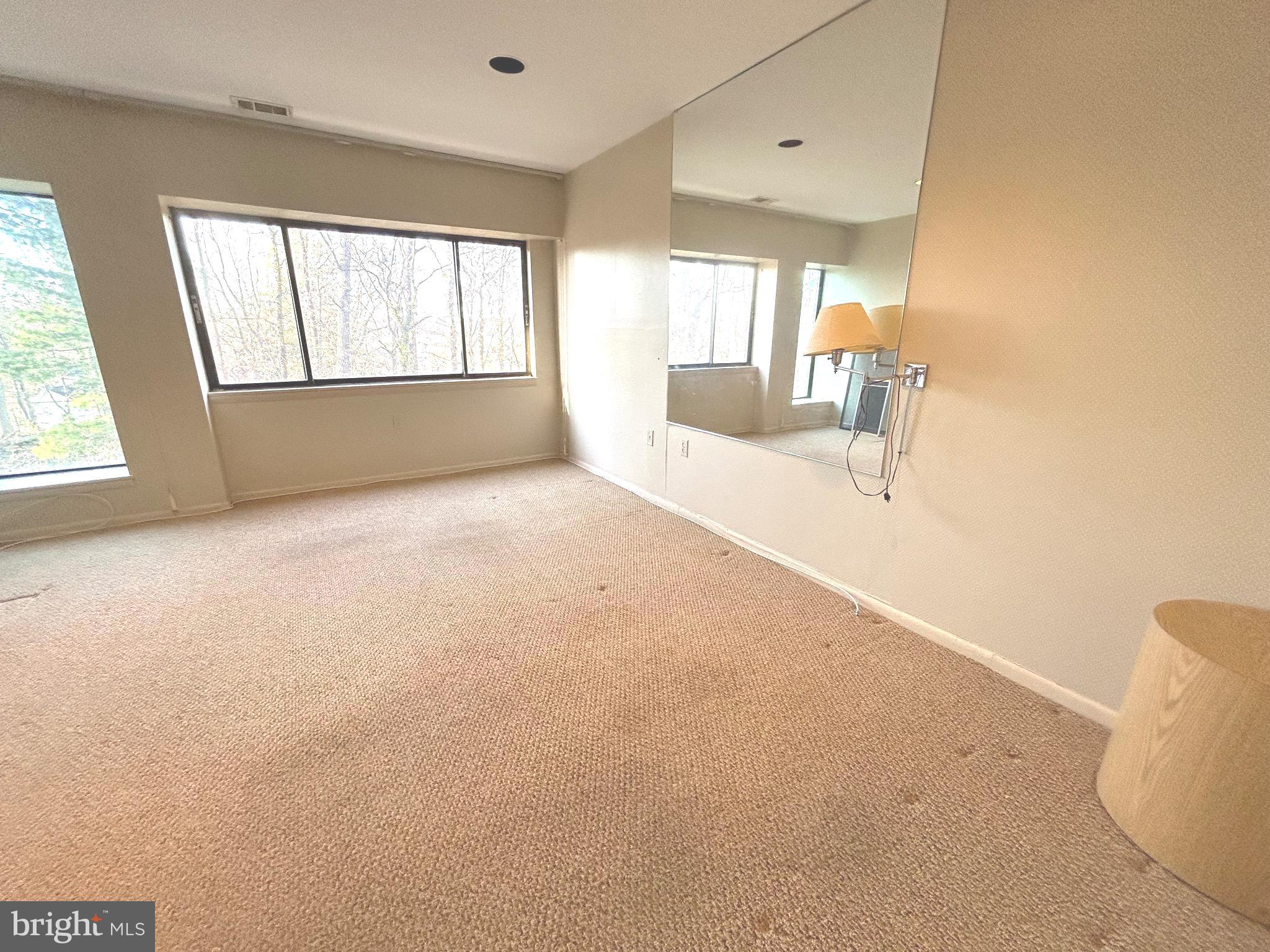 CROSS KEYS - Residential