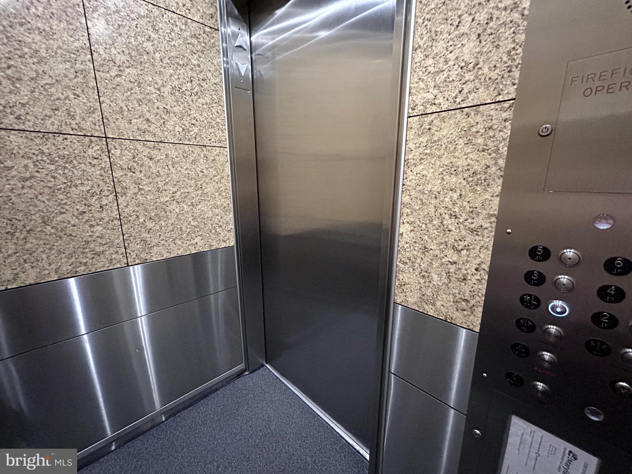 CROSS KEYS - Residential