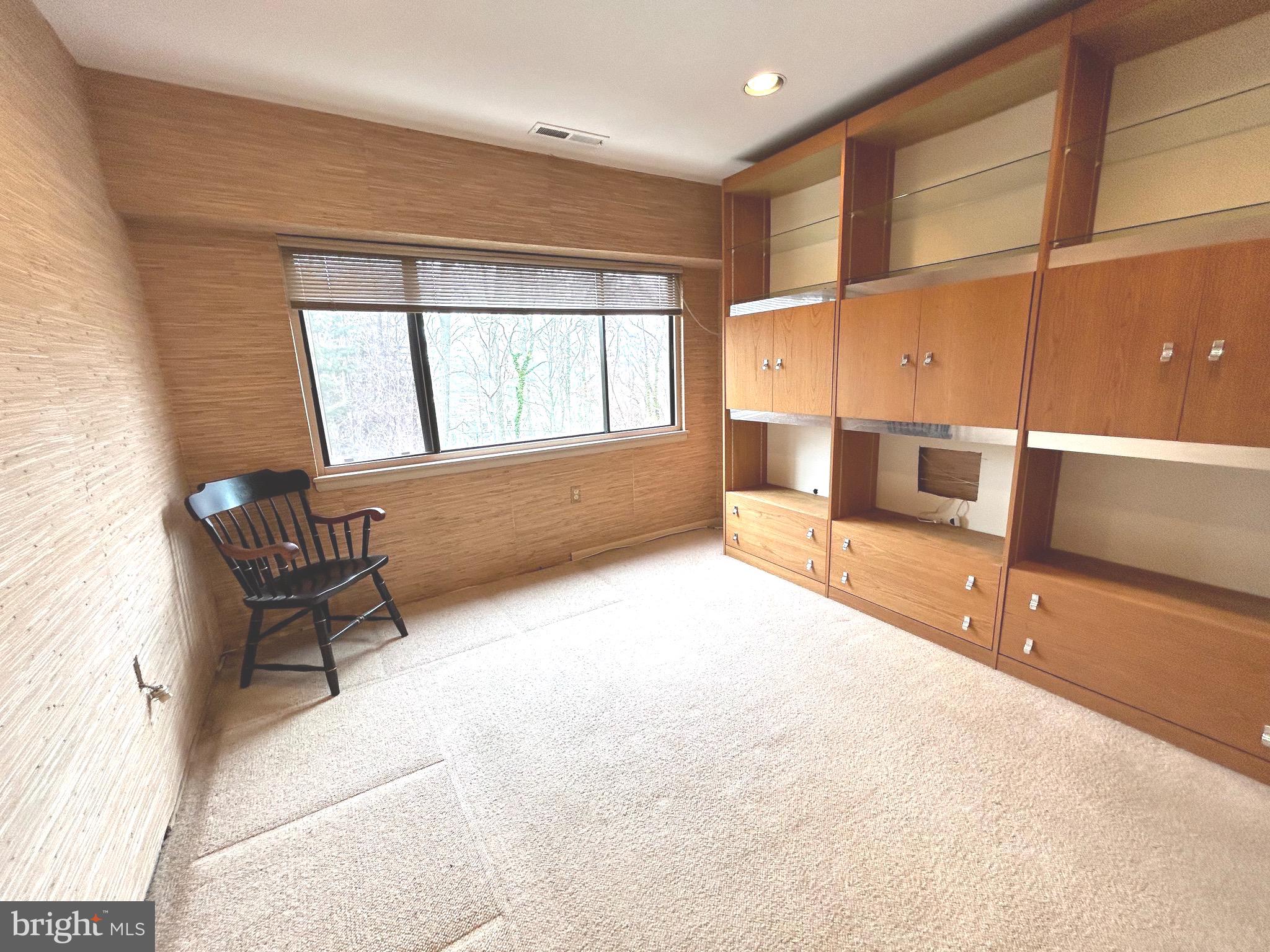 CROSS KEYS - Residential