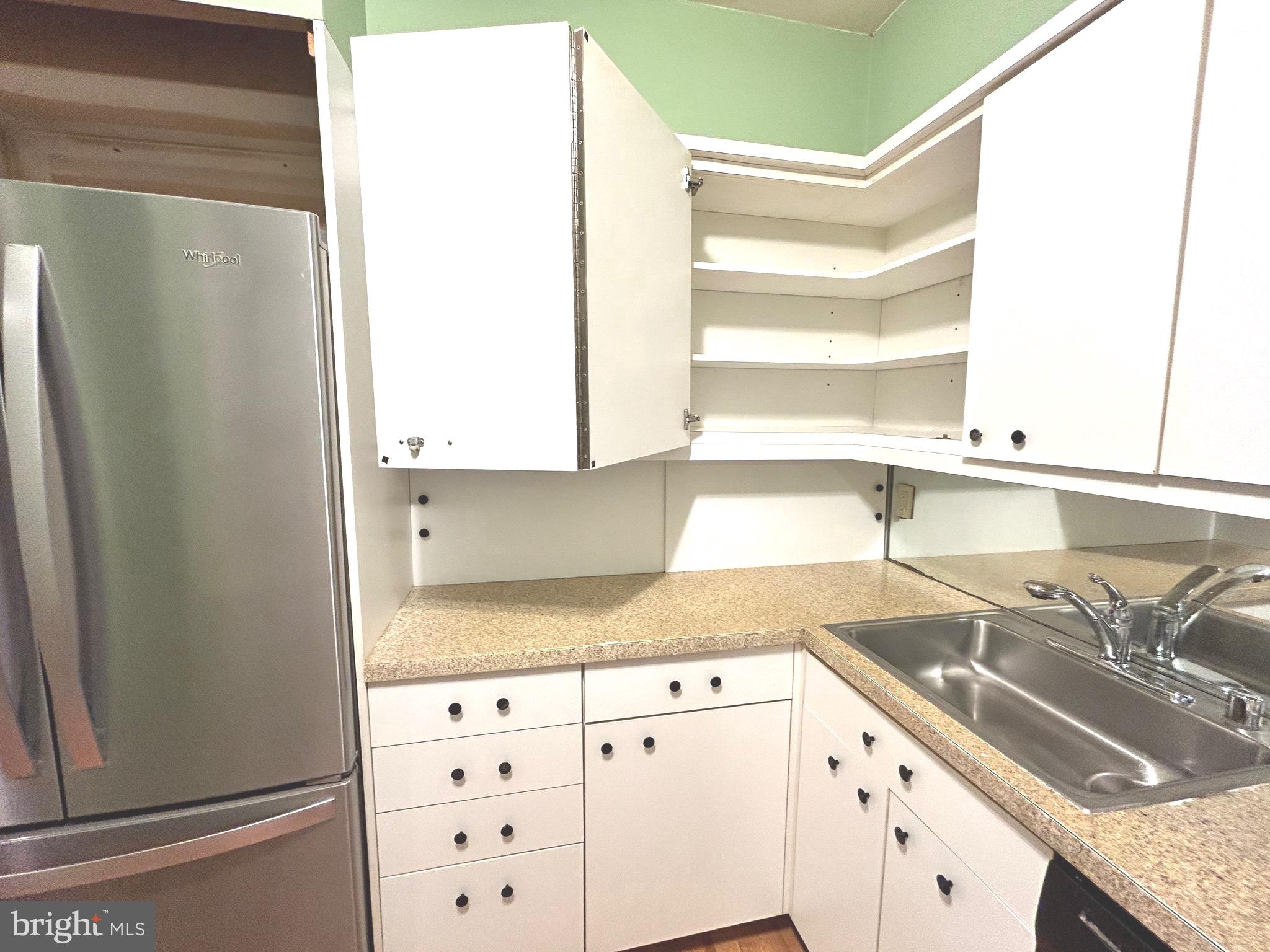 CROSS KEYS - Residential