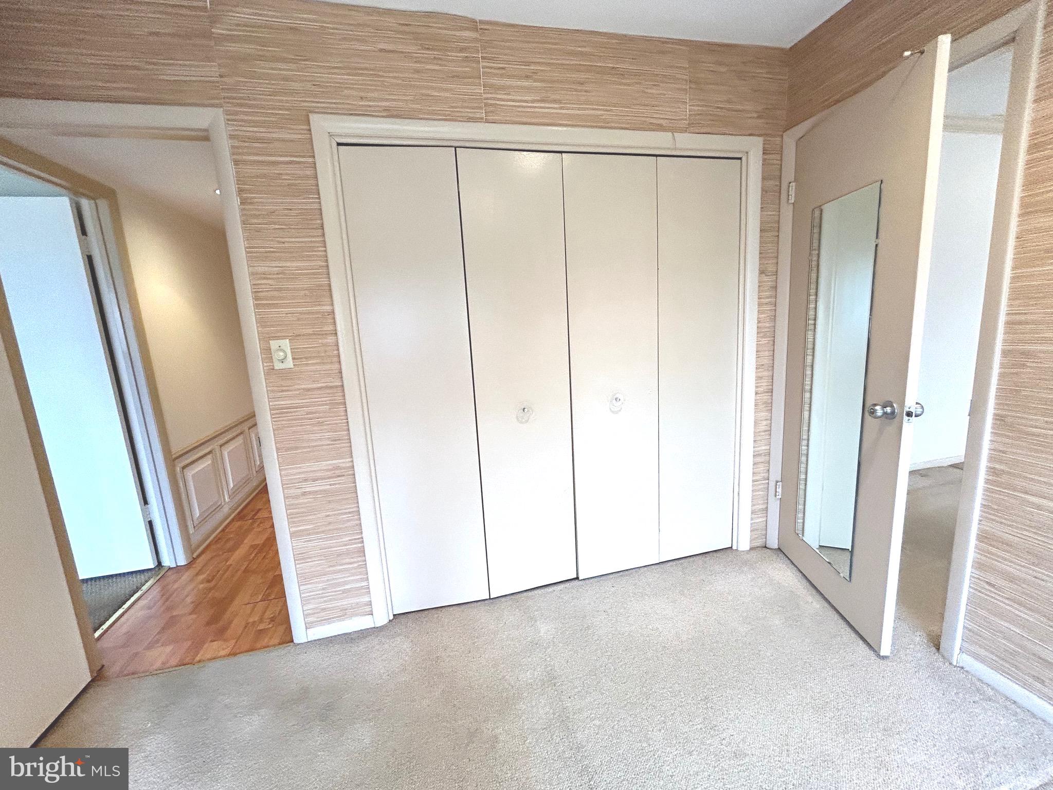 CROSS KEYS - Residential