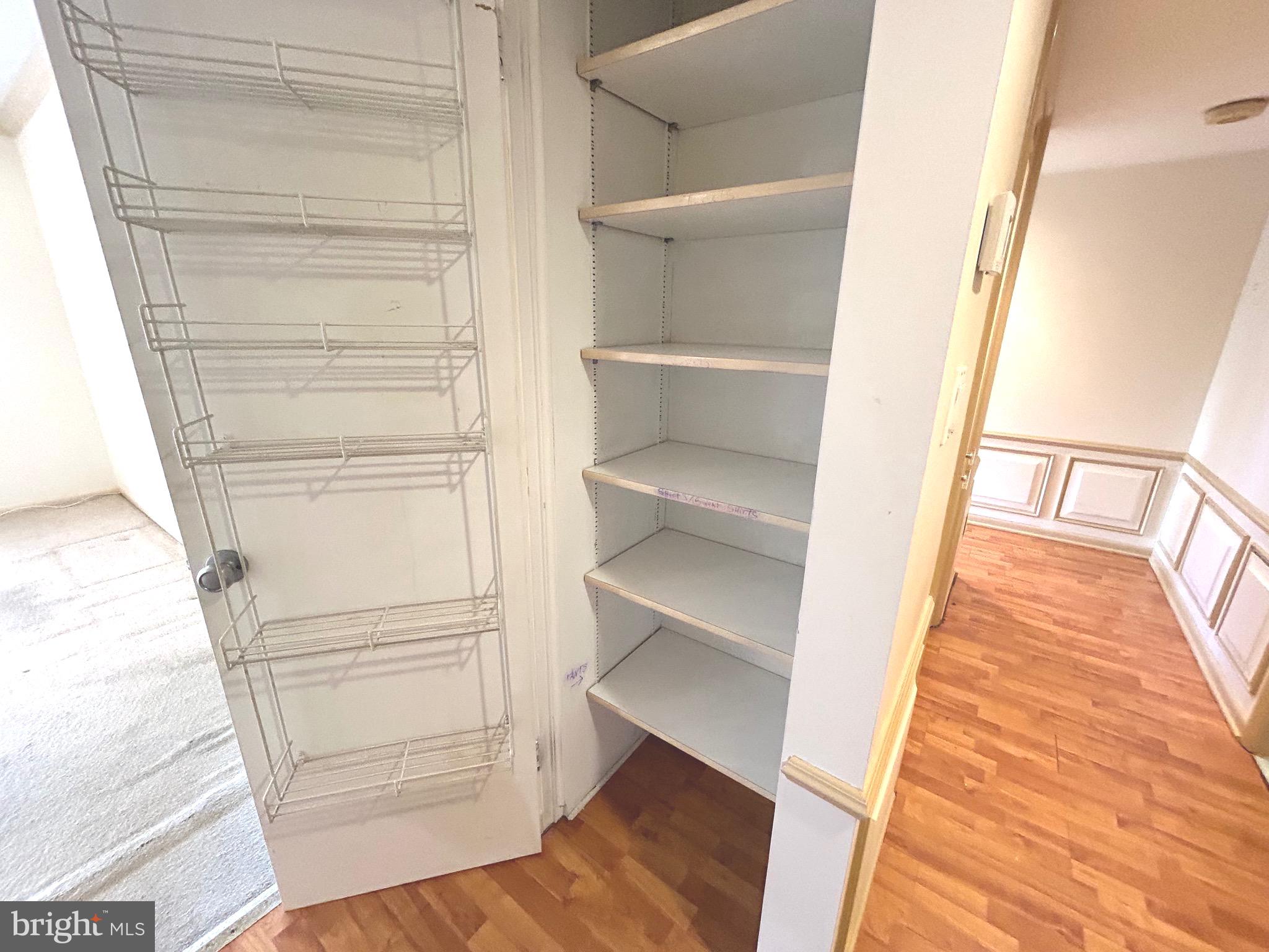 CROSS KEYS - Residential