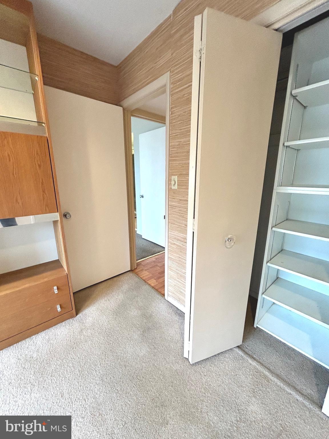 CROSS KEYS - Residential