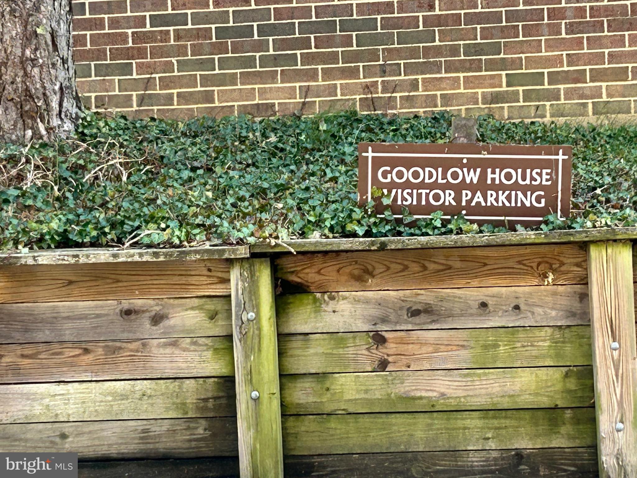 CROSS KEYS - Residential