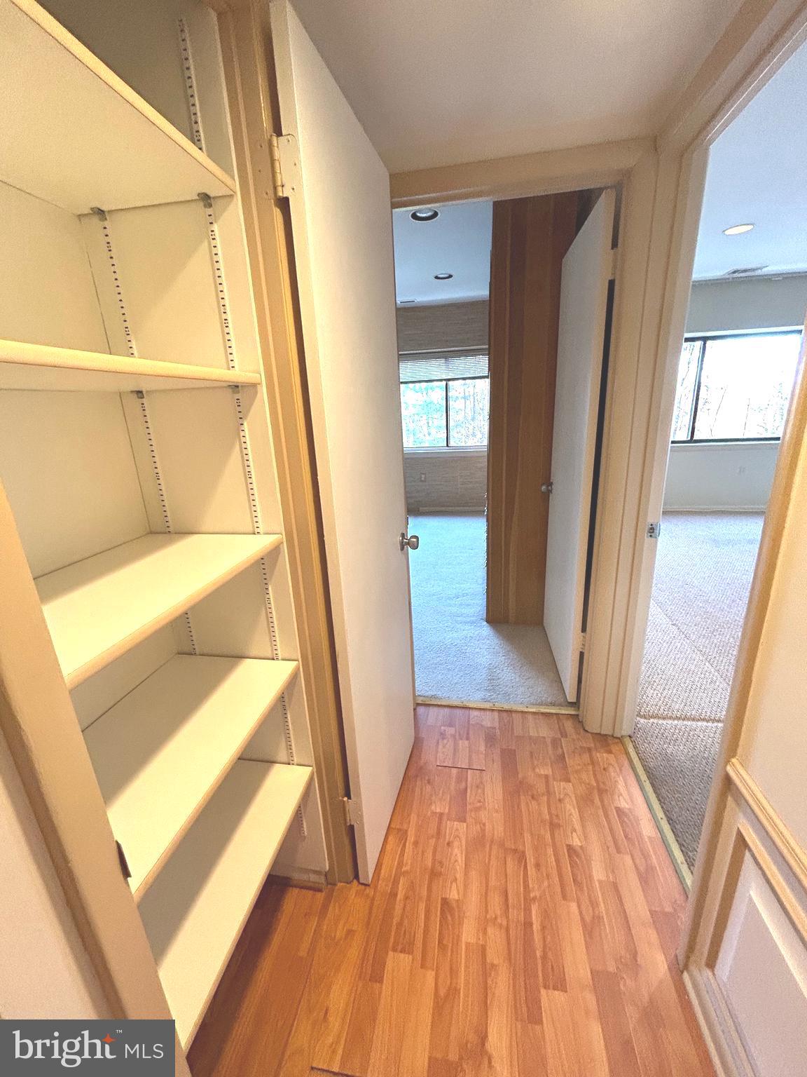 CROSS KEYS - Residential