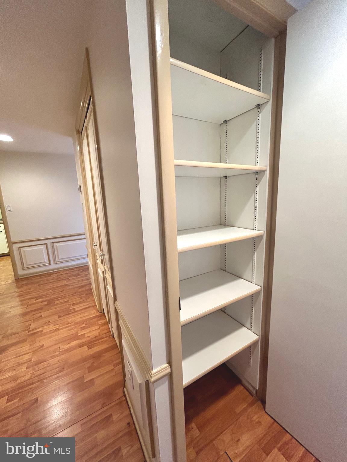 CROSS KEYS - Residential