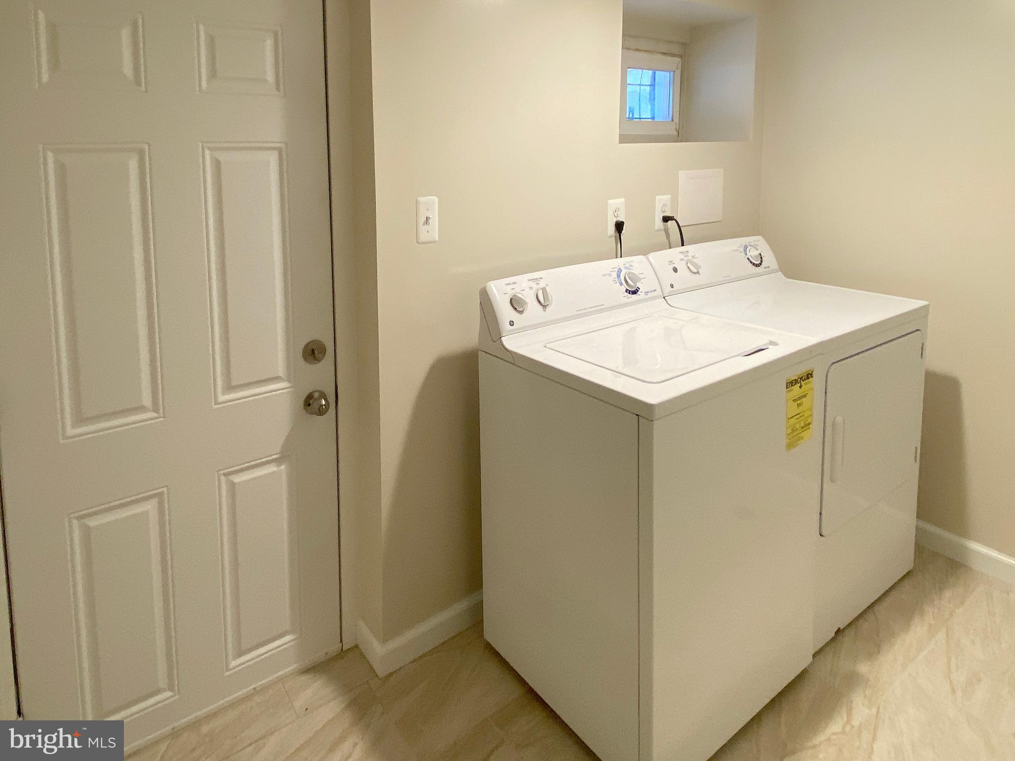 CHARLES VILLAGE - Residential