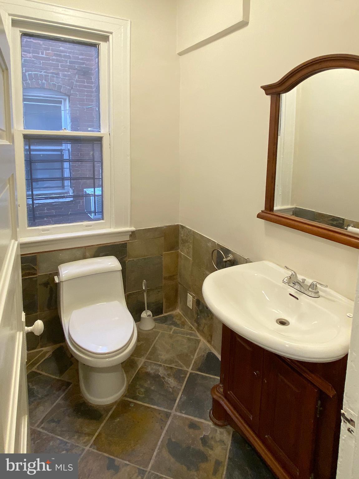 CHARLES VILLAGE - Residential