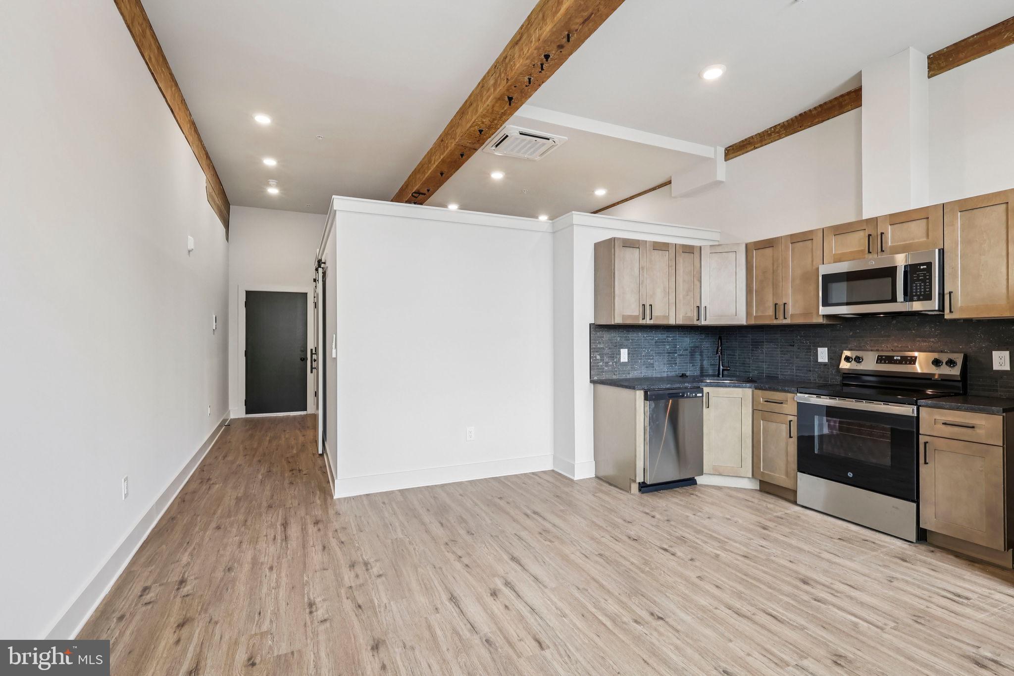 201 LEVERINGTON AVENUE 107