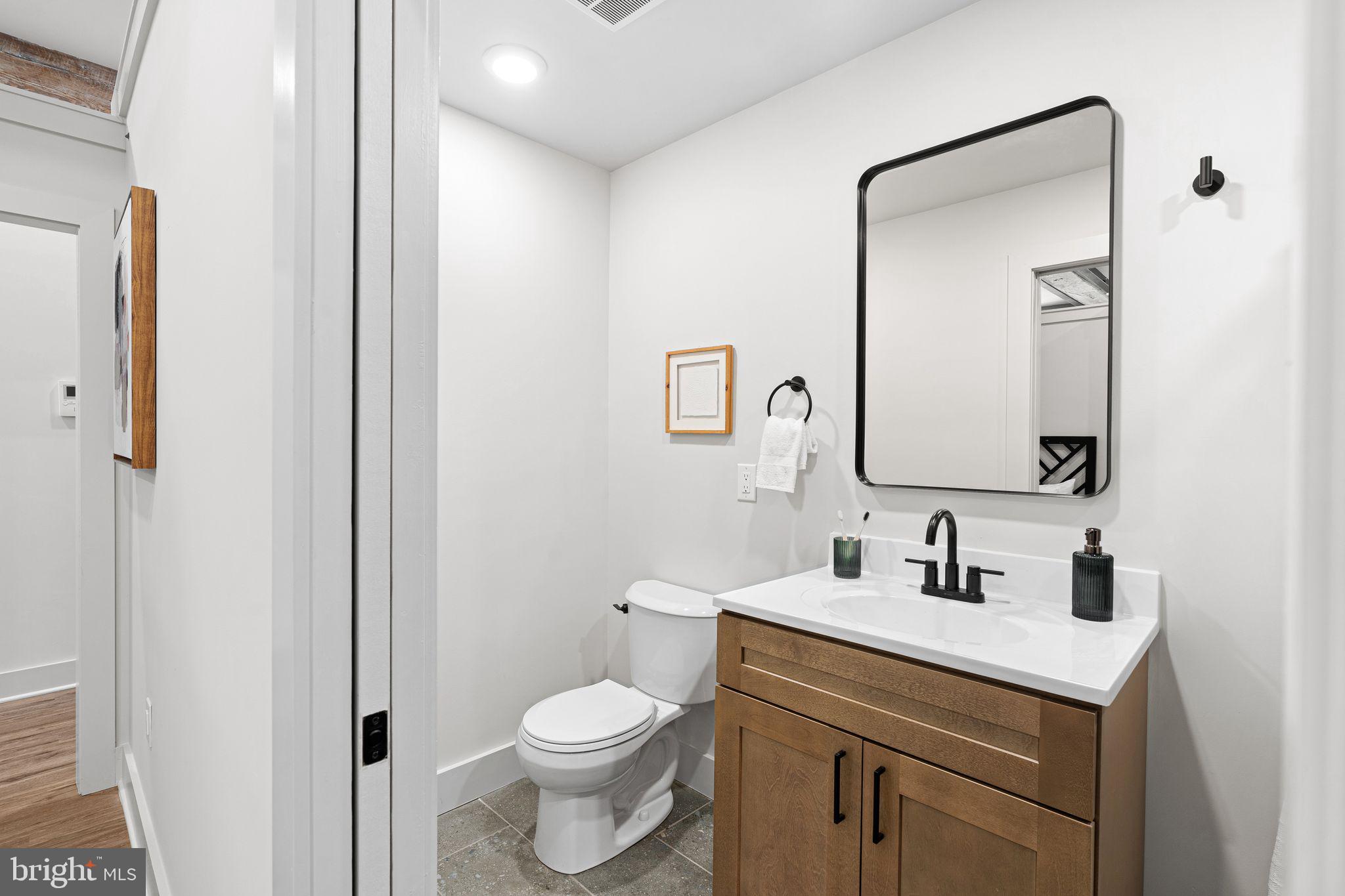 MANAYUNK - Residential Lease