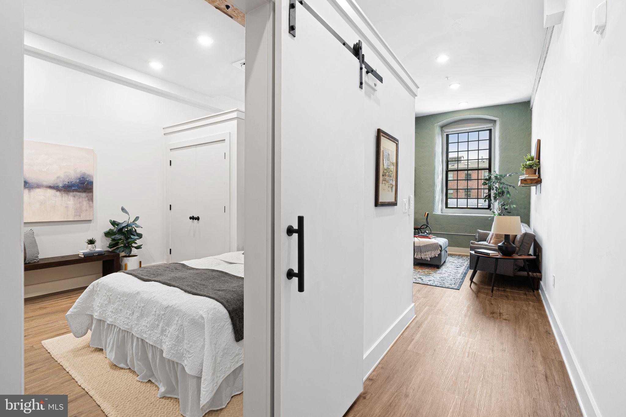 MANAYUNK - Residential Lease