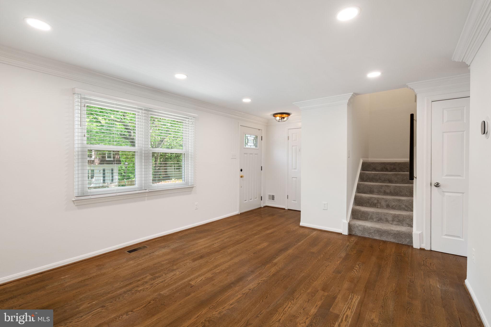 COVINGTON - Residential