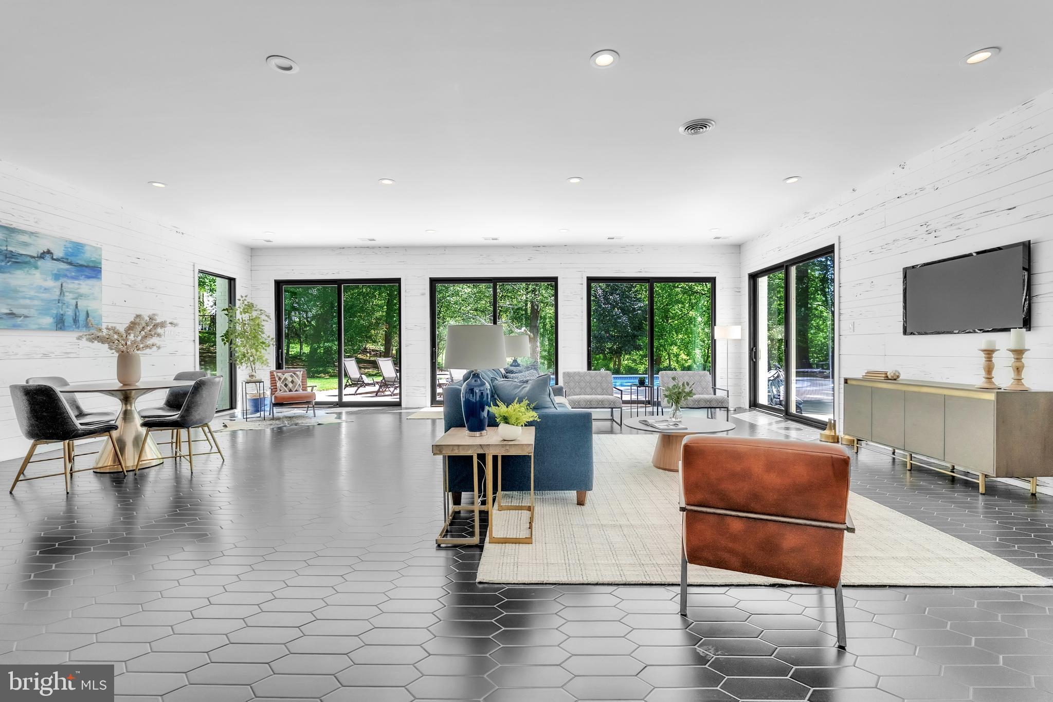 GREAT FALLS ESTATES - Residential