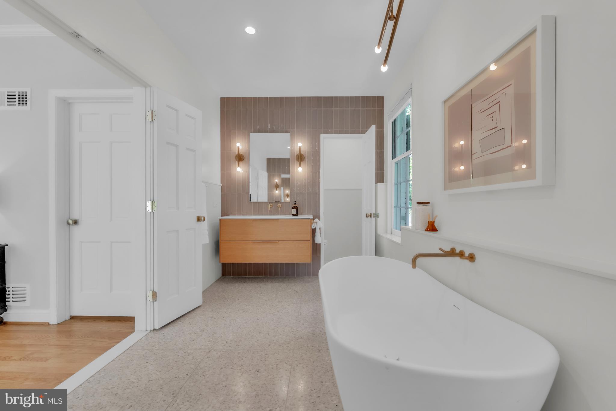 GREAT FALLS ESTATES - Residential