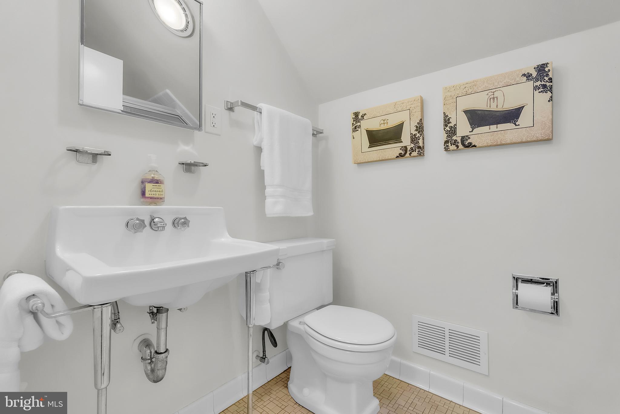 GREAT FALLS ESTATES - Residential