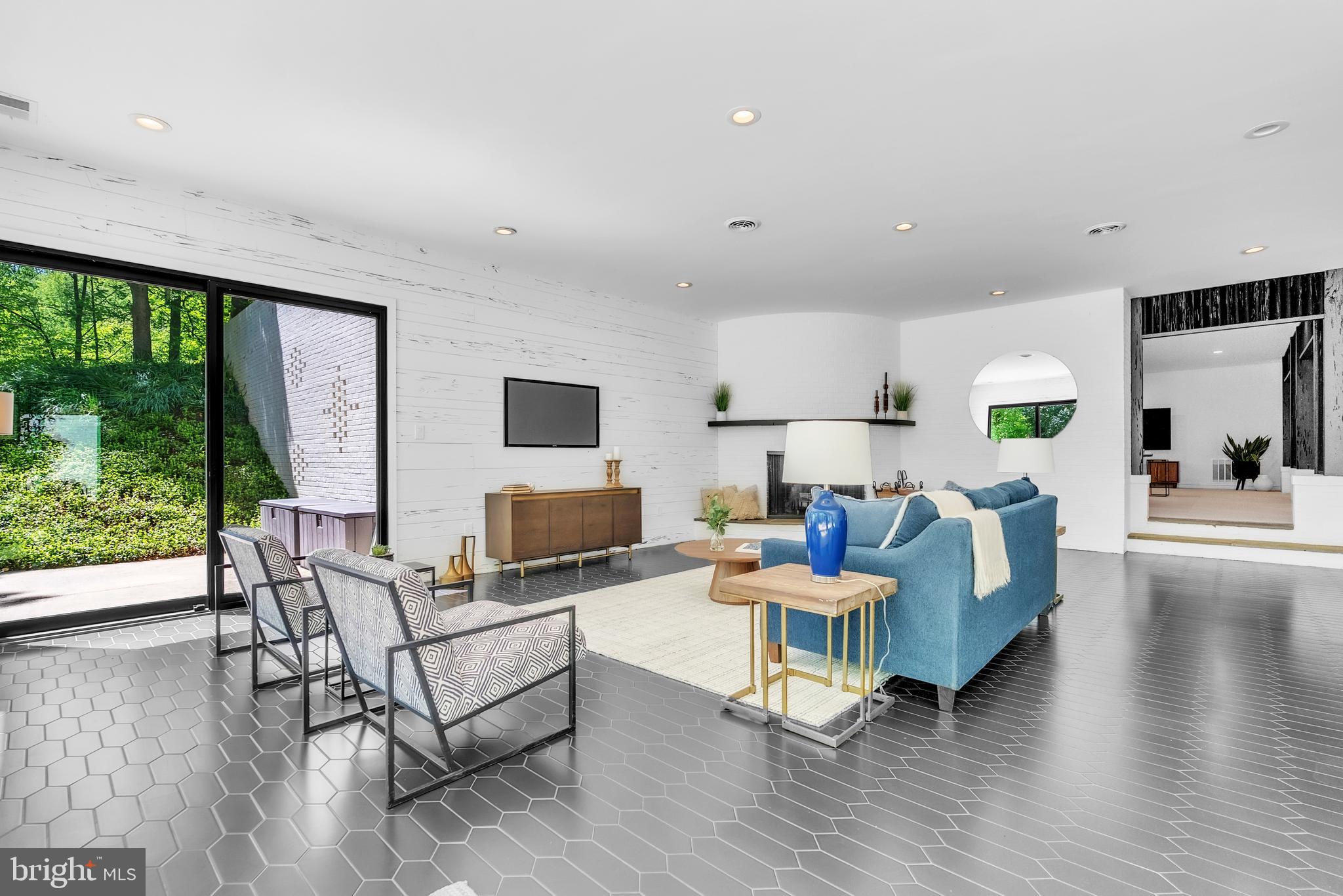 GREAT FALLS ESTATES - Residential