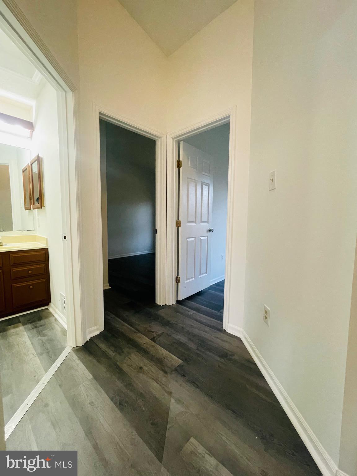 8545 BLACK STAR CIRCLE