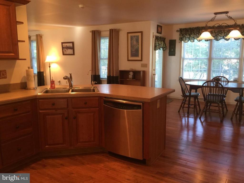 QUAIL HOLLOW - Residential