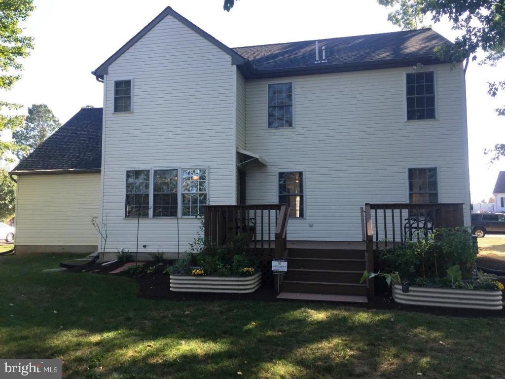 QUAIL HOLLOW - Residential
