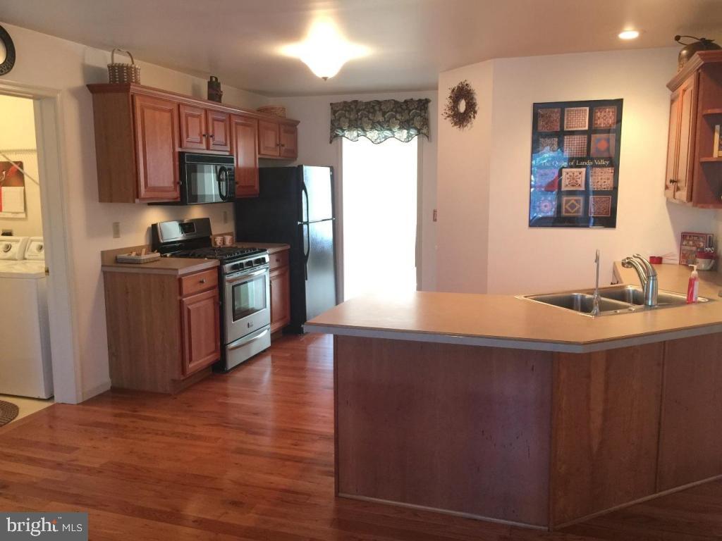 QUAIL HOLLOW - Residential