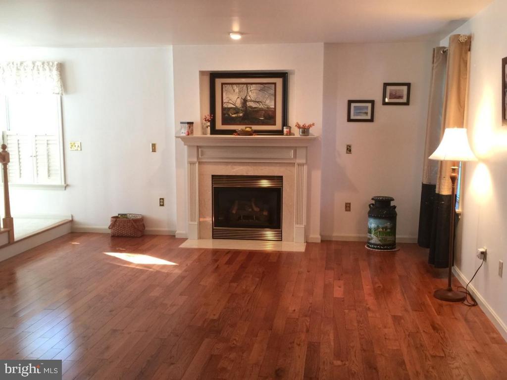QUAIL HOLLOW - Residential