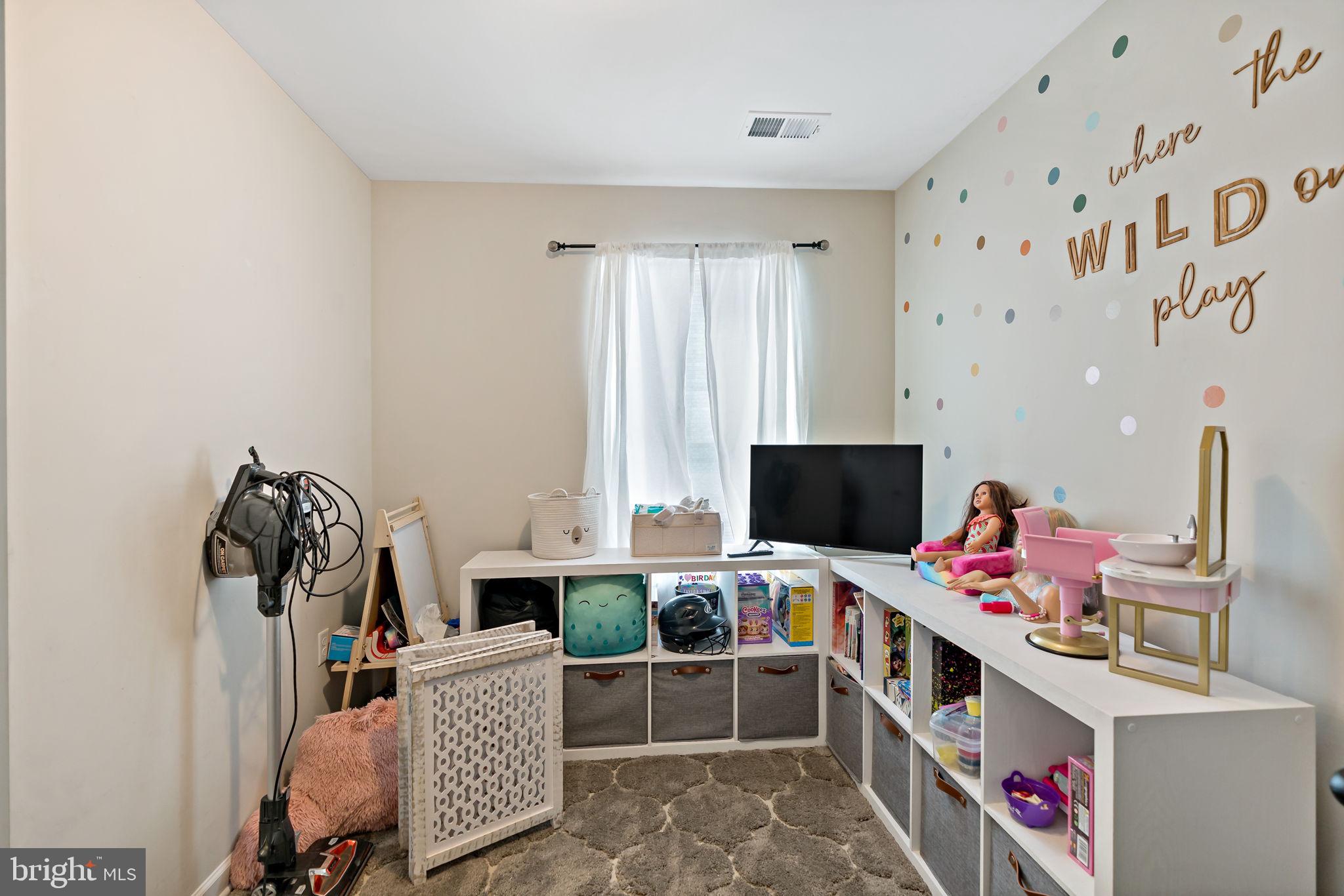 MORNING DOVE ESTATES - Residential