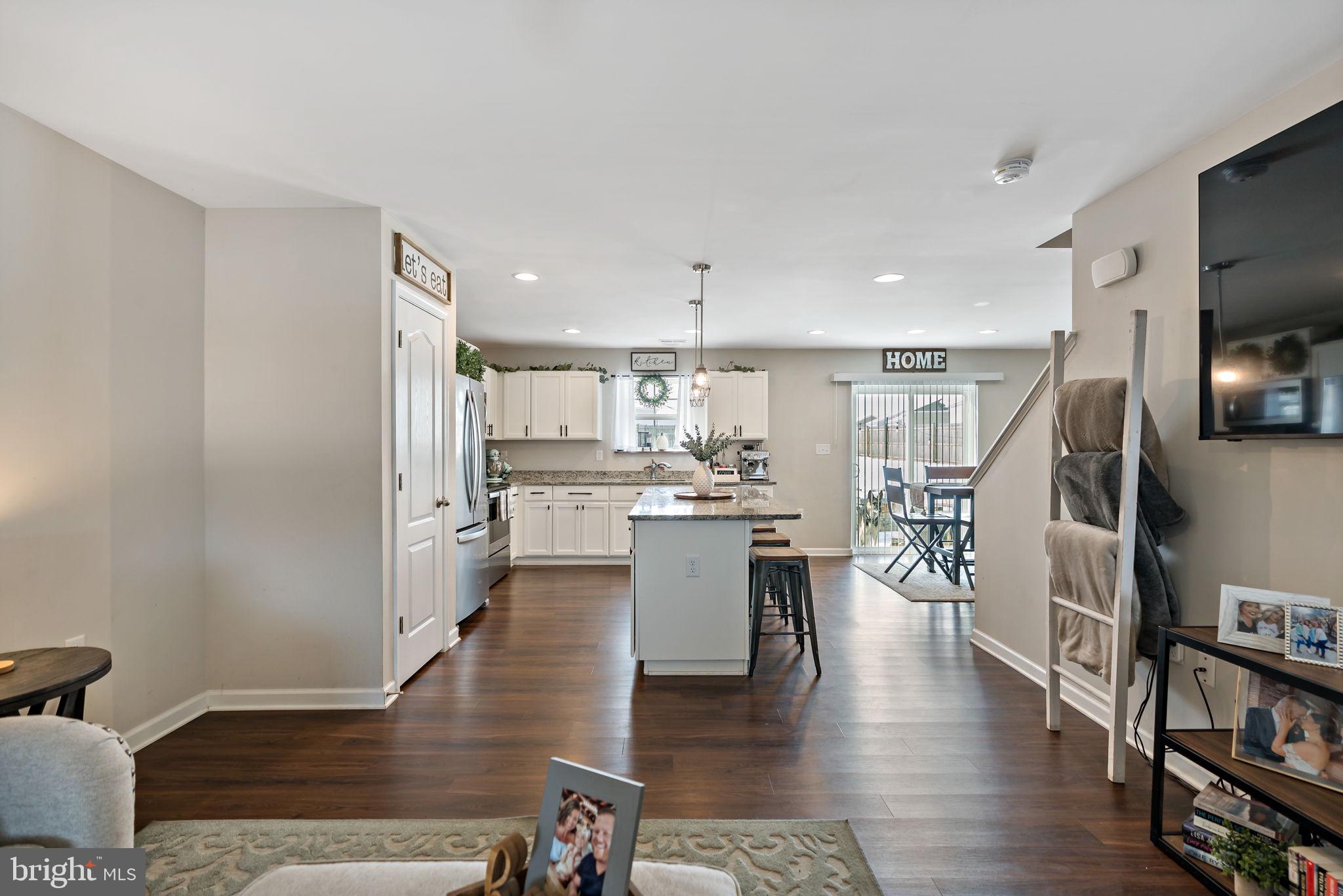 MORNING DOVE ESTATES - Residential