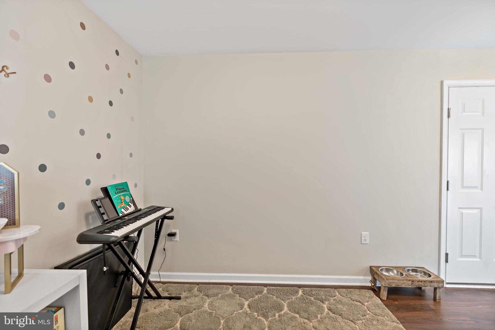 MORNING DOVE ESTATES - Residential