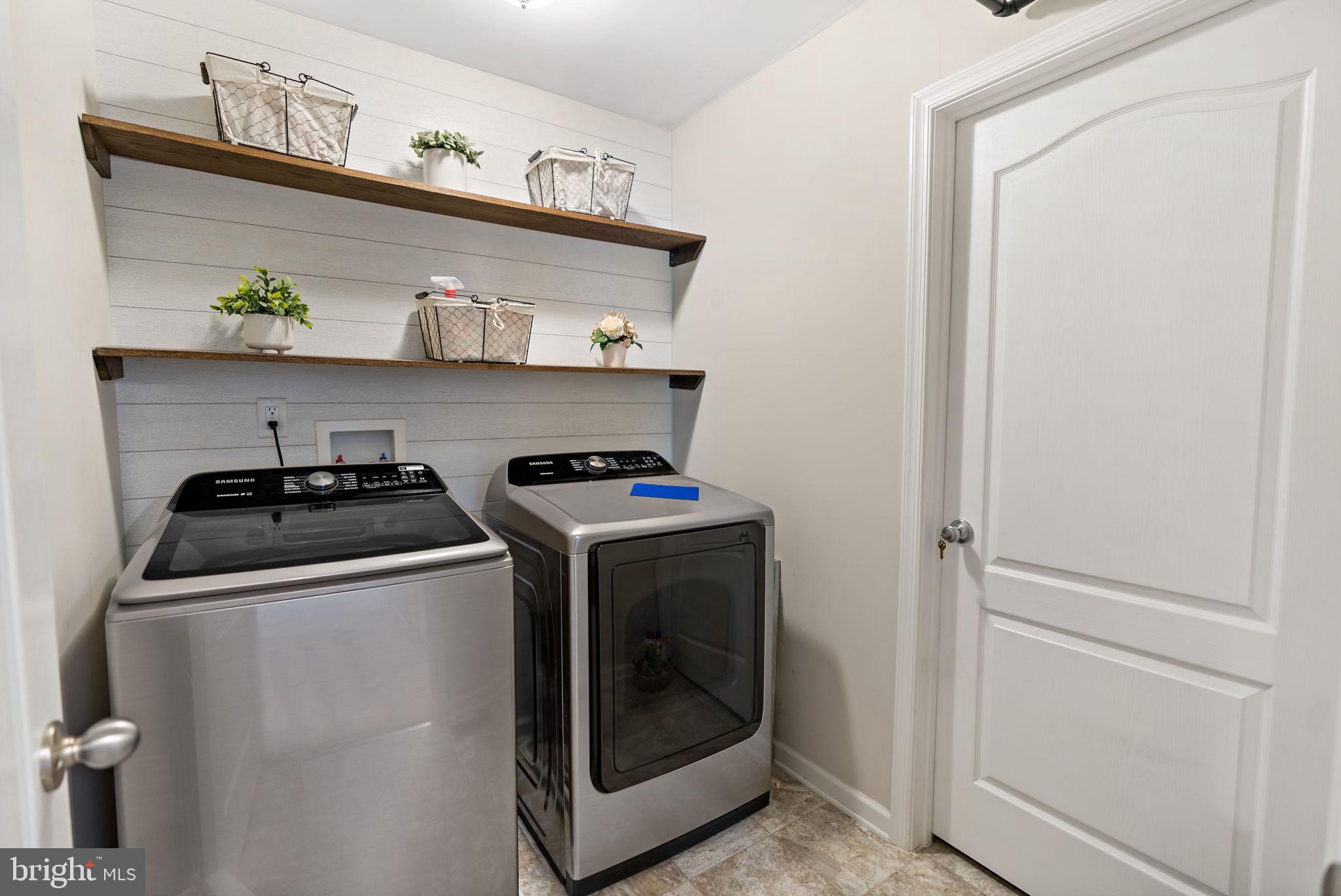 MORNING DOVE ESTATES - Residential