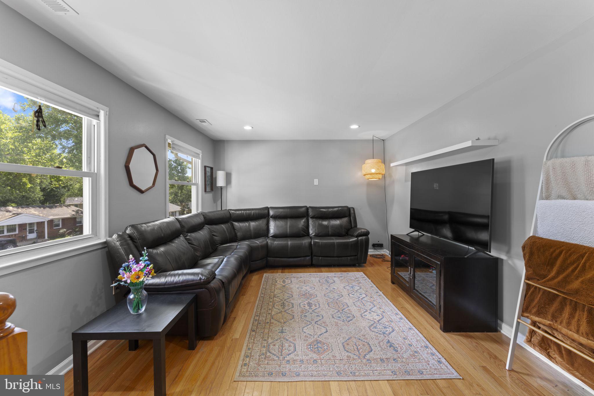 DALE CITY - Residential