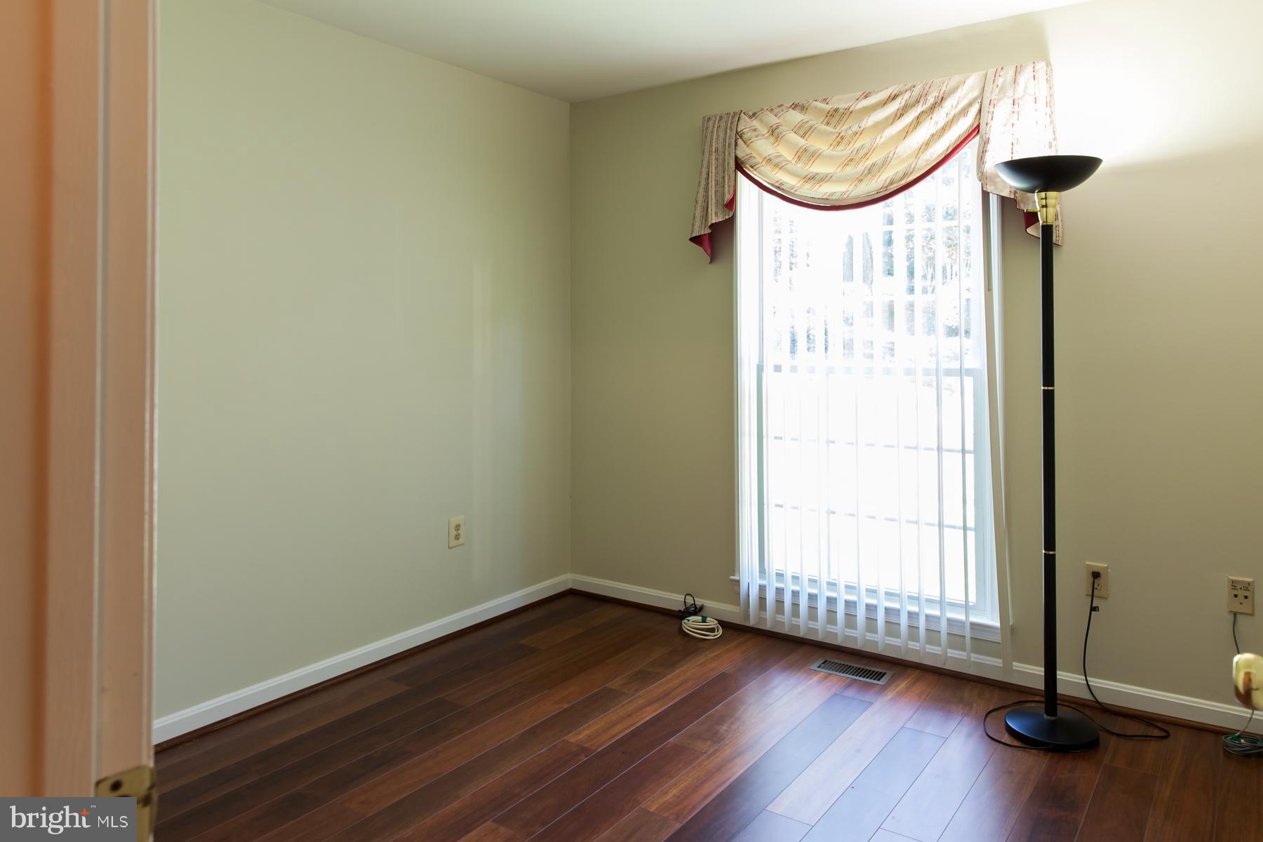 HUNTERS TRACE - Residential