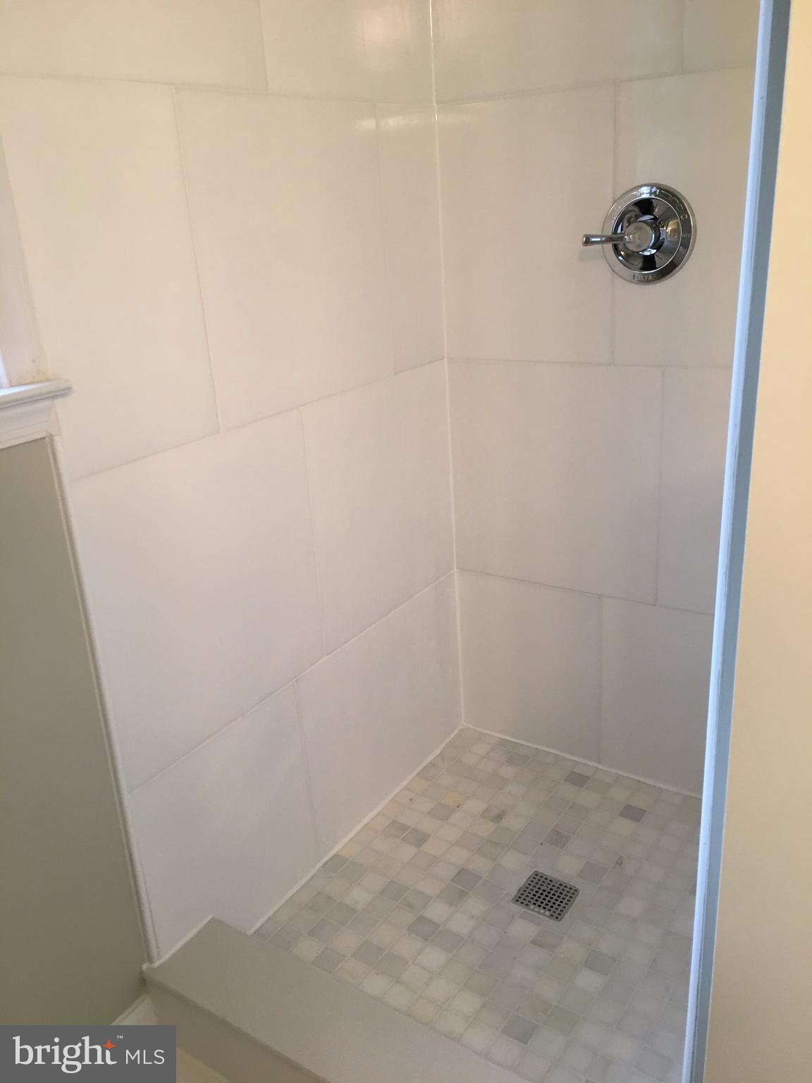 HUNTERS TRACE - Residential