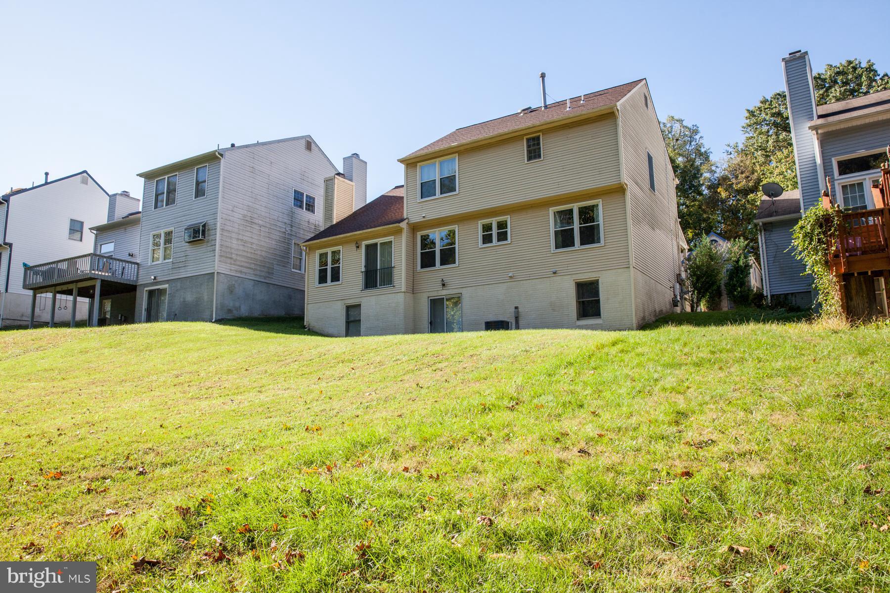 HUNTERS TRACE - Residential