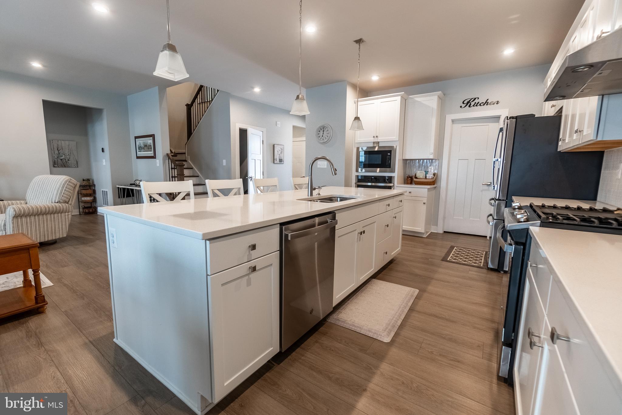 HIGH POINTE SOUTH - Residential