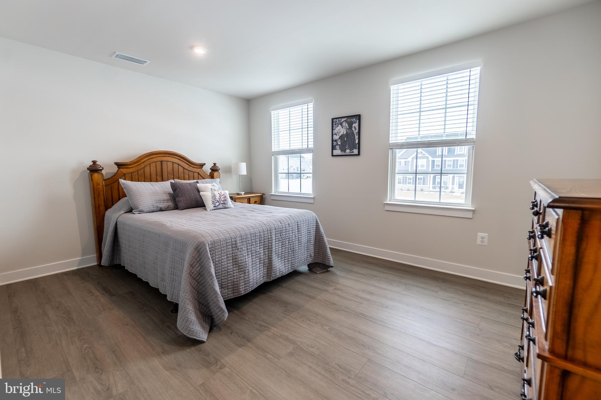 HIGH POINTE SOUTH - Residential