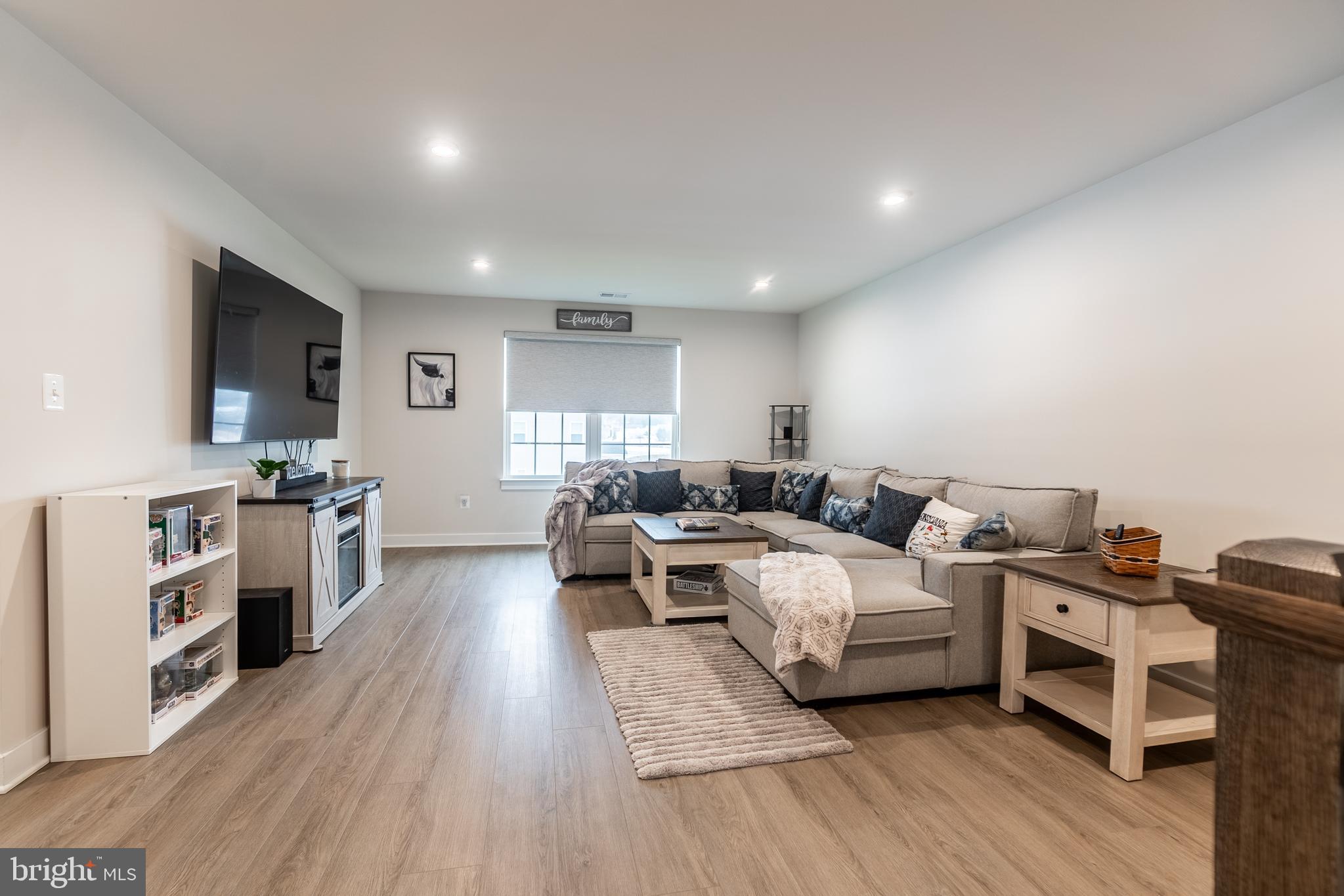 HIGH POINTE SOUTH - Residential