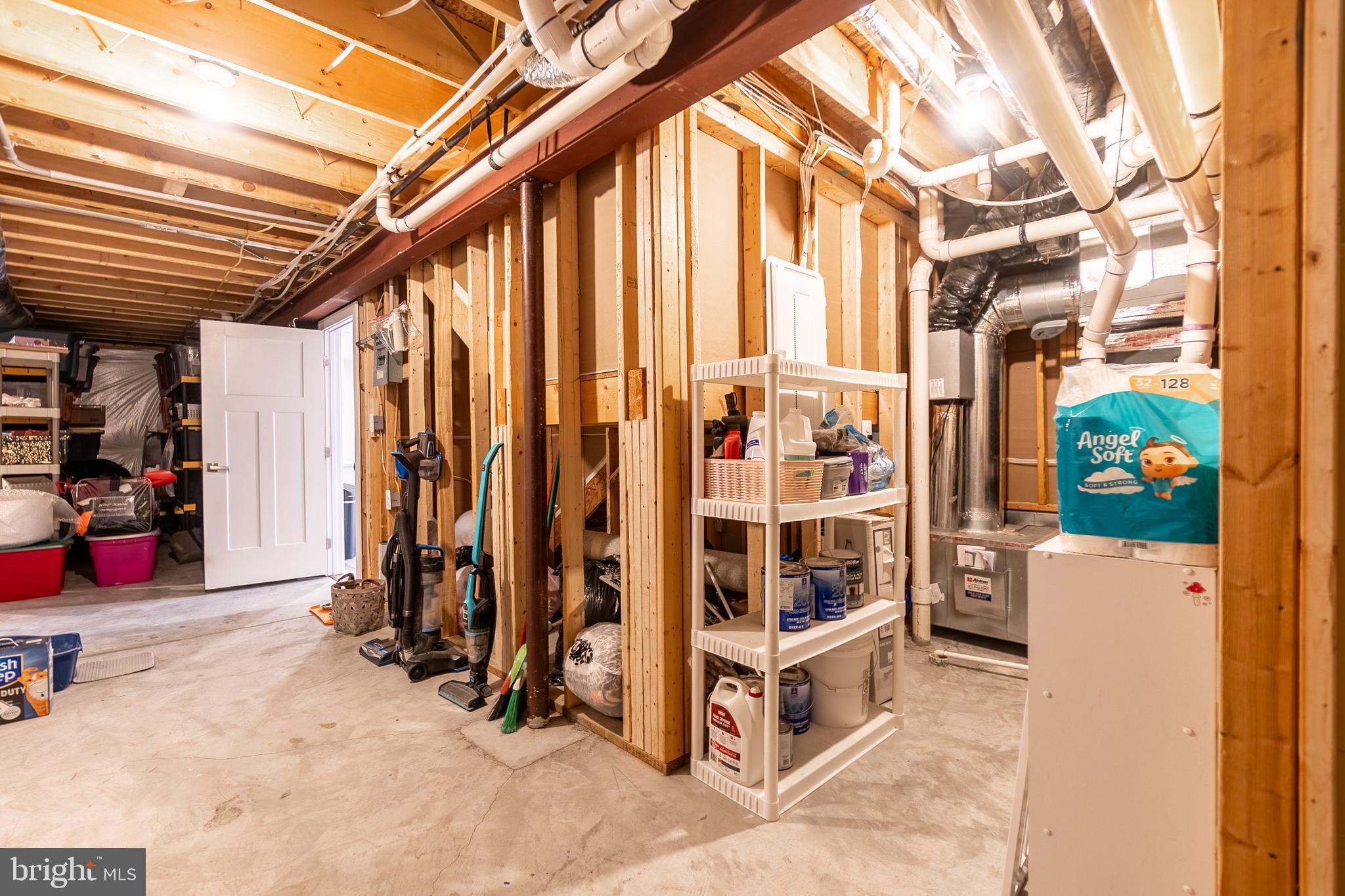 HIGH POINTE SOUTH - Residential