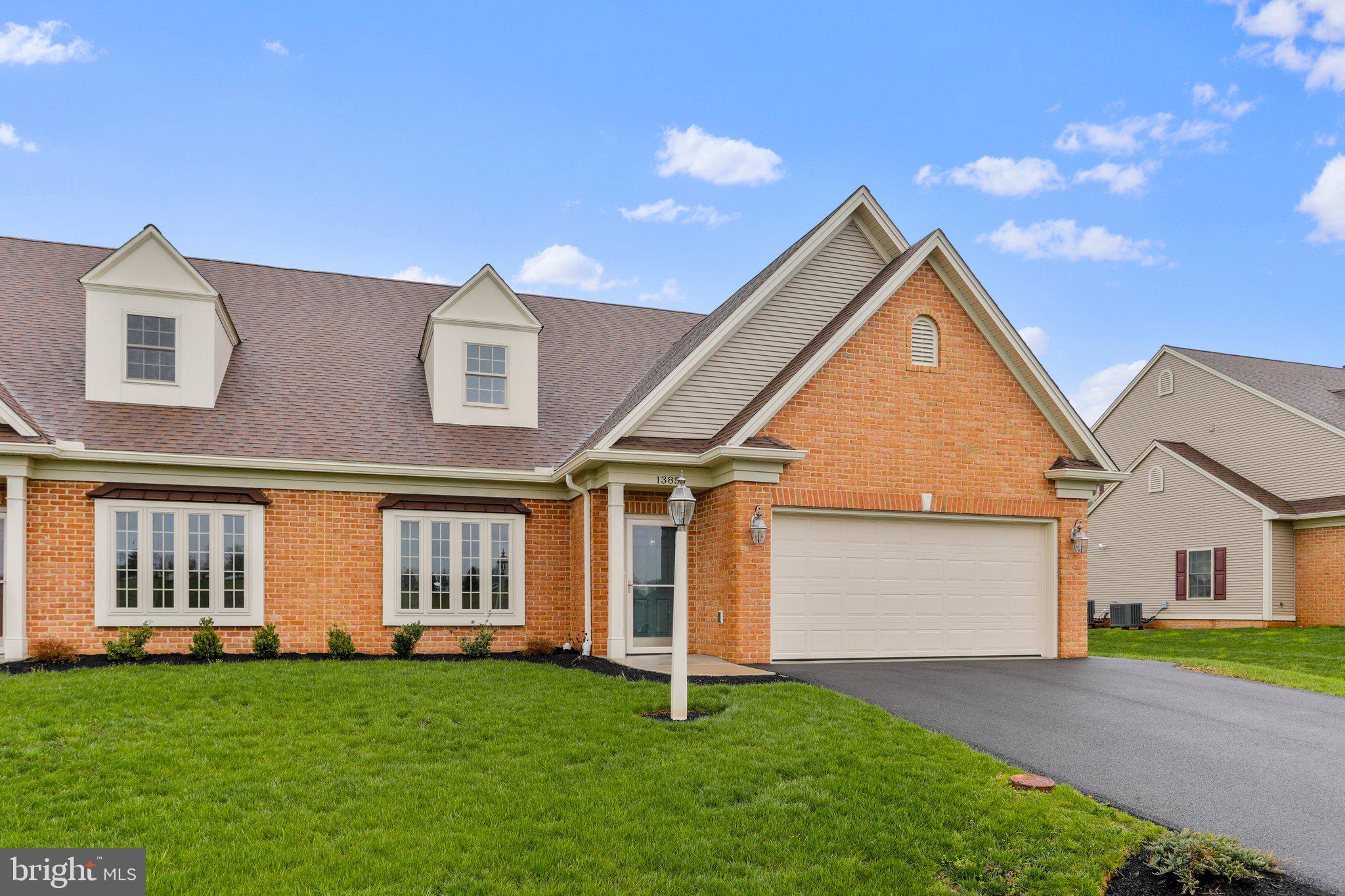 PARADISE HEIGHTS - Residential