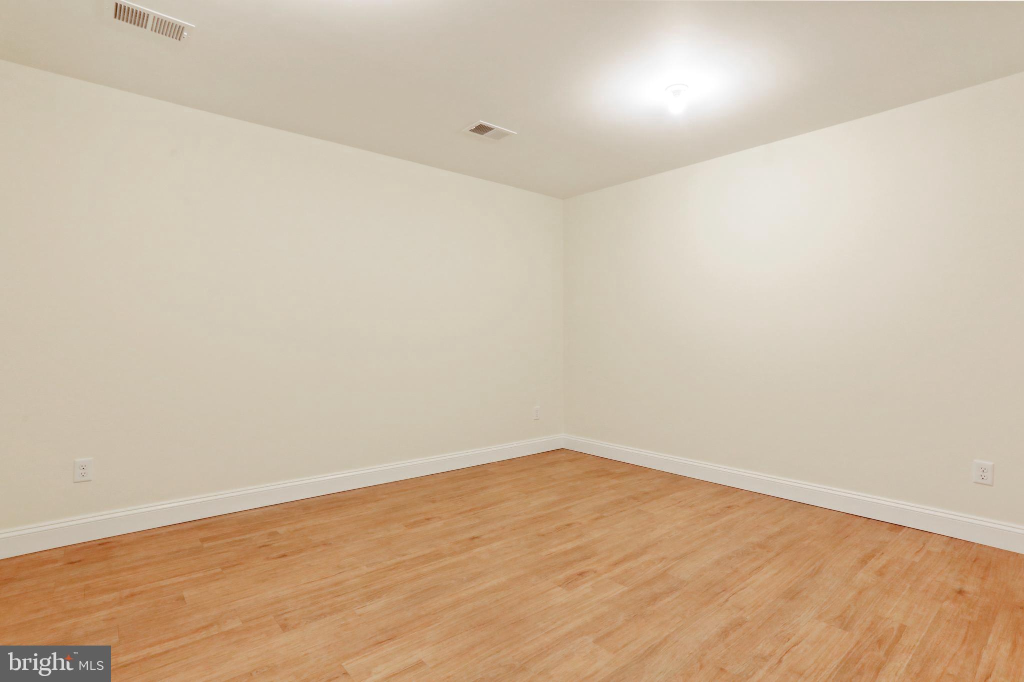 PARADISE HEIGHTS - Residential