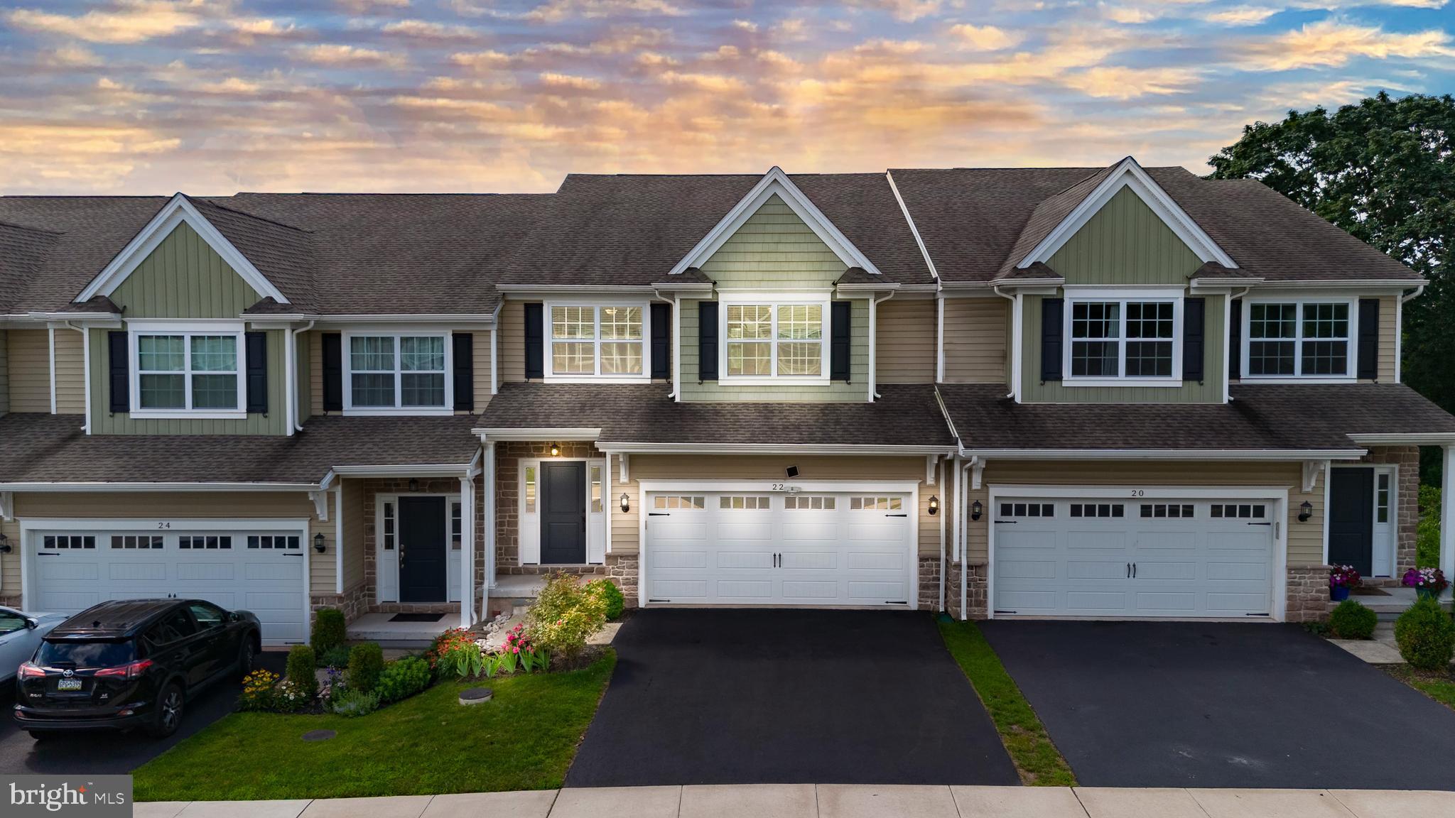 22 ADDISON LANE
