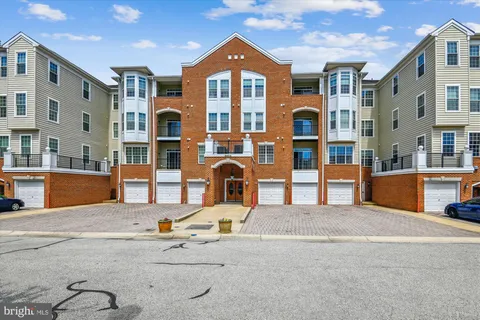 8604 Wandering Fox Trail Unit 405, Odenton, MD MLS: MDAA2114060