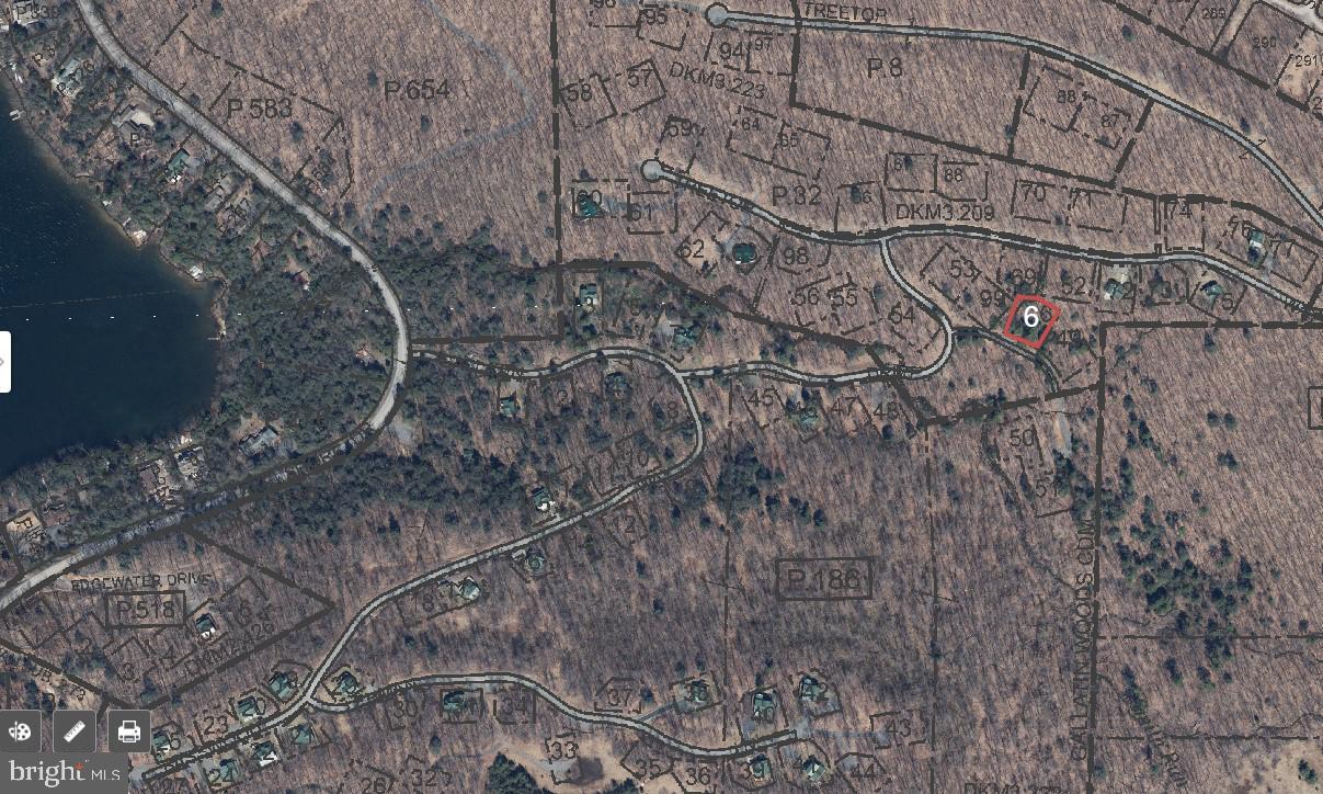 GALLATIN WOODS - Land