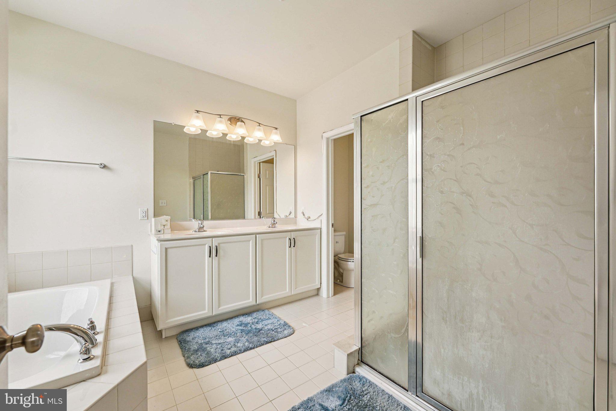 WALNUT WALK - Residential