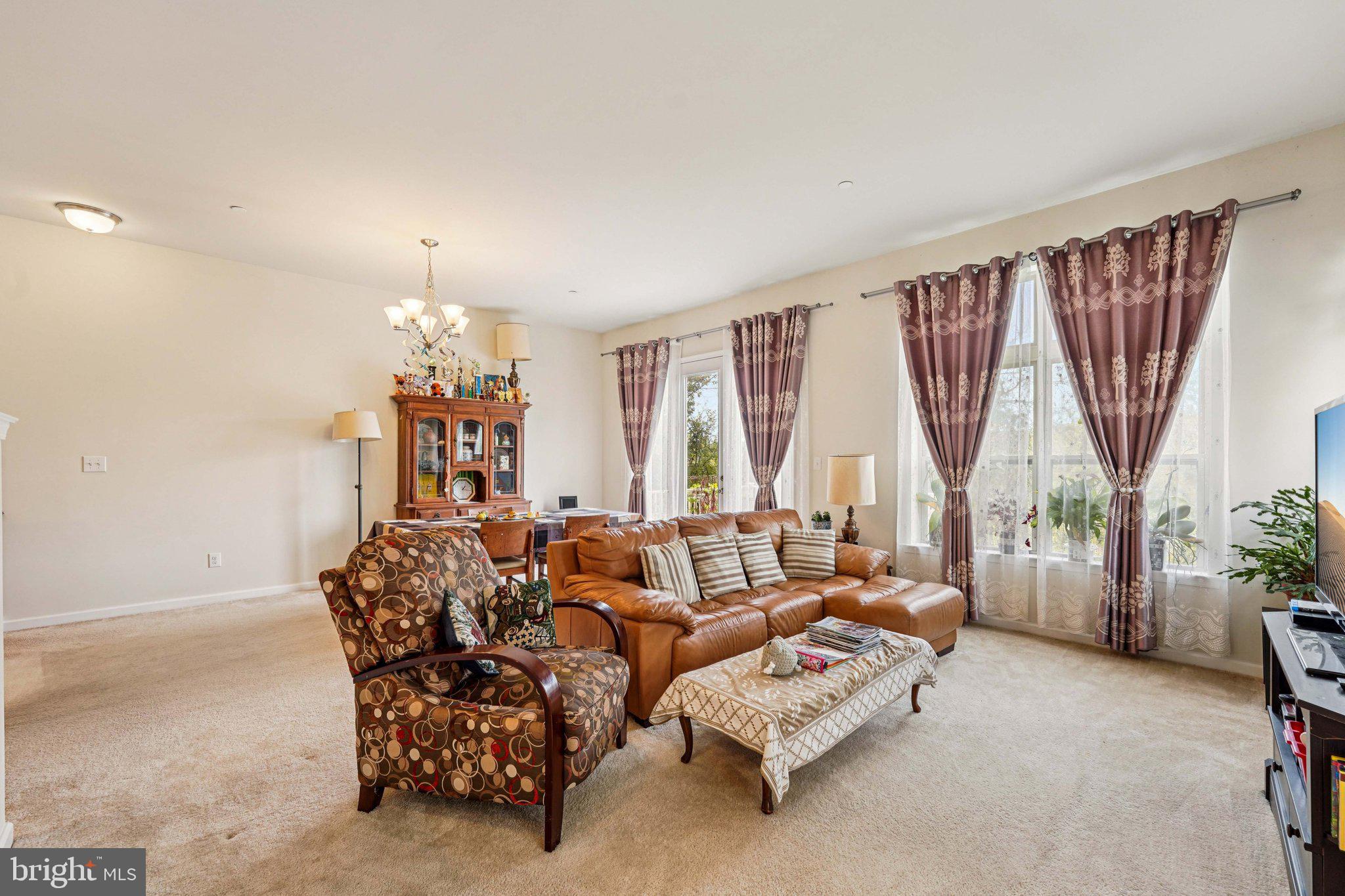 WALNUT WALK - Residential