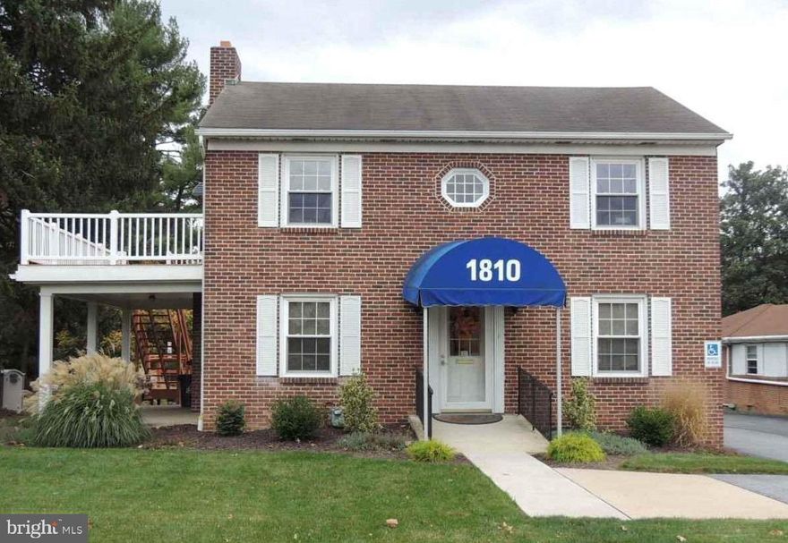 Elevate your business to a new level in this high visibility office location in East York - 2 offices and reception on second floor. Parking in rear. Make your move today to take your business to greater heights! 

Realtors are related to managing member*