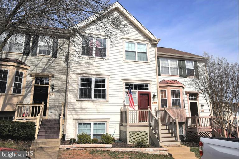 MAIN ST VILLAGE - Residential Lease