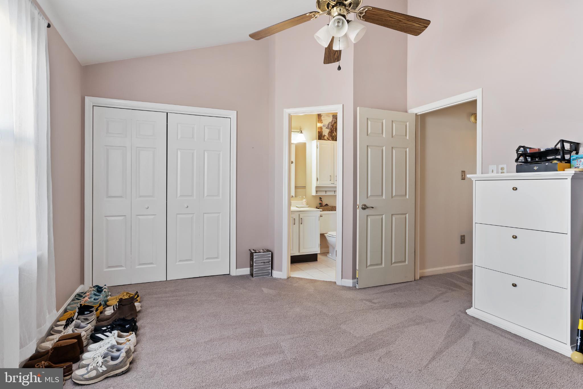 VILLAGE OF MORELAND - Residential