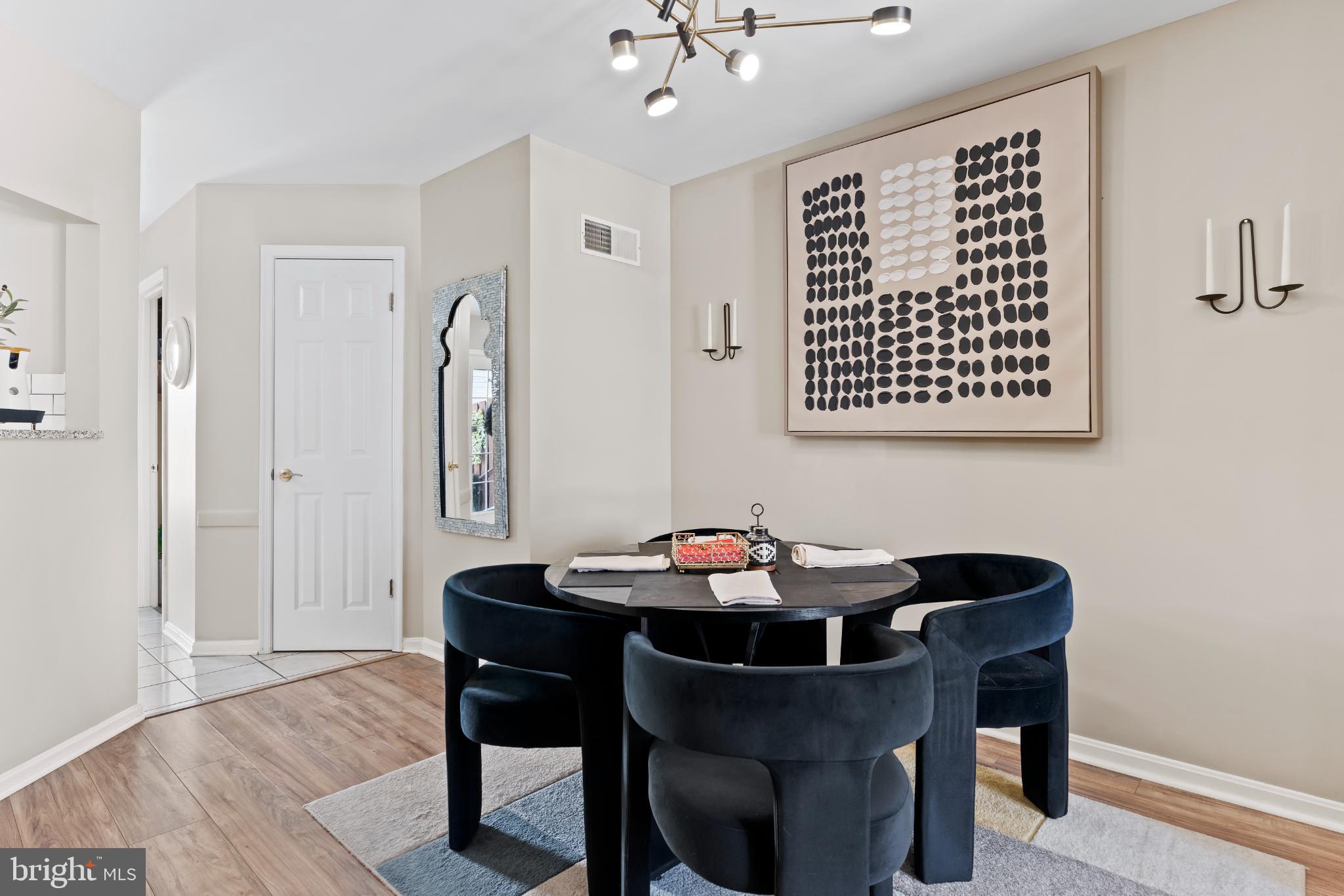 VILLAGE OF MORELAND - Residential