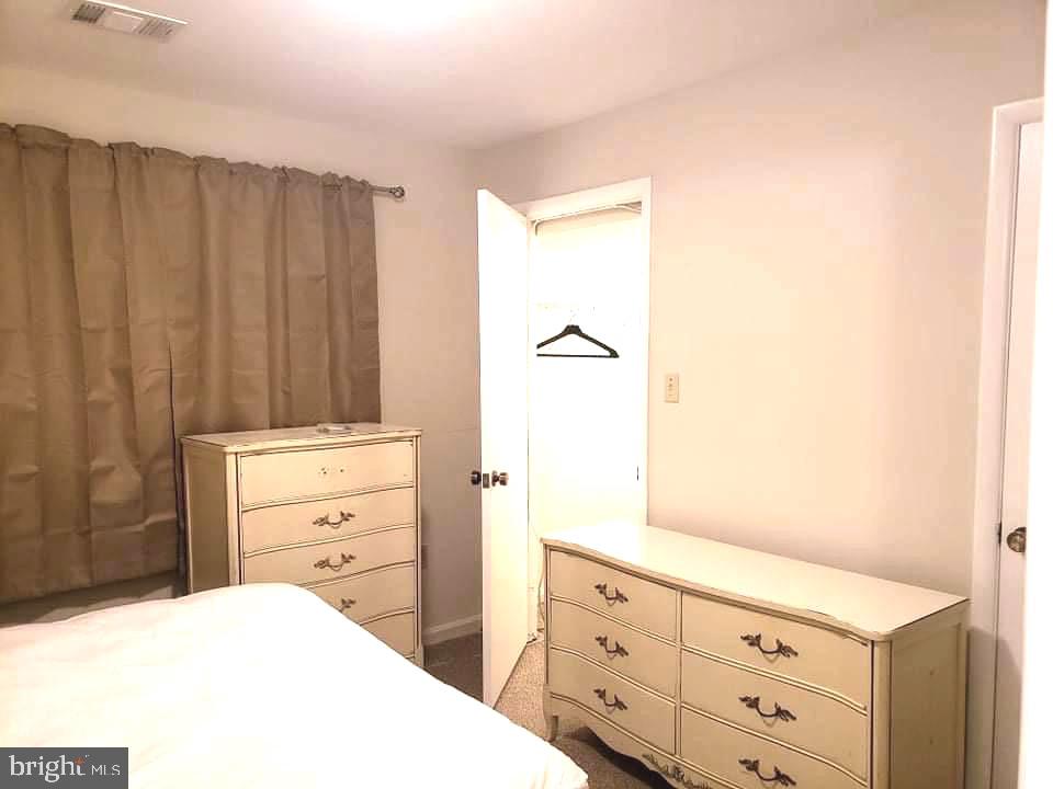 HERITAGE ESTATES - Residential Lease